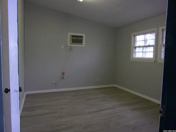 $1,875 | 215 Danville Avenue, San Antonio, TX 78201