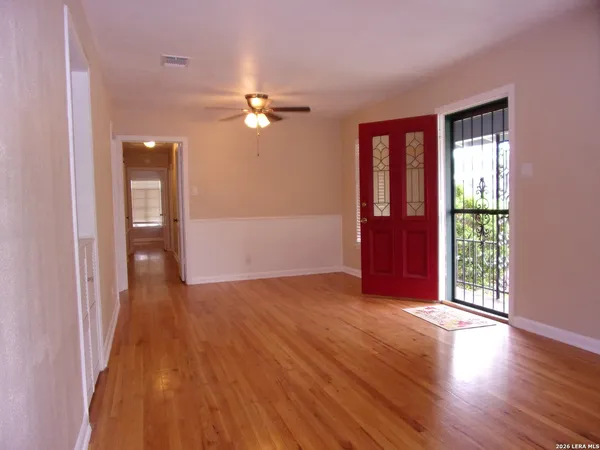 $1,875 | 215 Danville Avenue, San Antonio, TX 78201