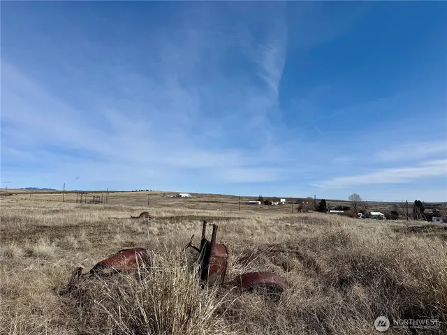 a view of an ocean beach