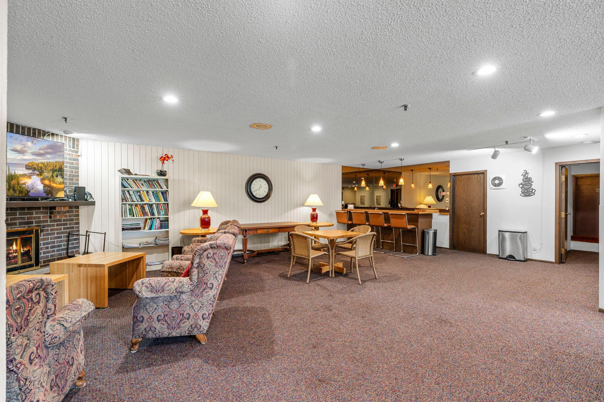 8549 Irwin Road, Unit 239 Bloomington, MN 55437 - Photo 33 of 52