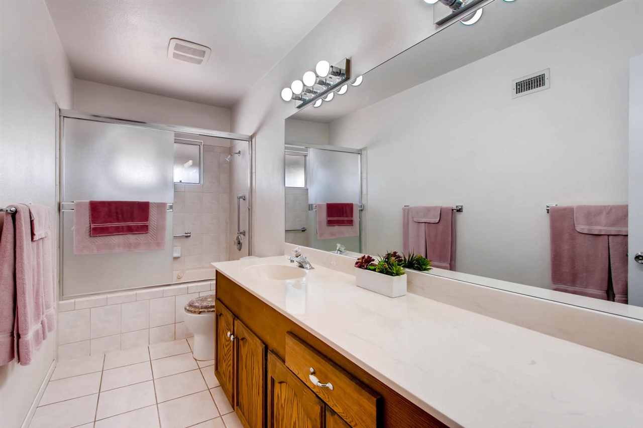 2330 Murray Ridge Road San Diego, CA 92123 - Photo 21 of 25