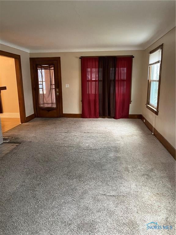 4146 Lowe Road Toledo, OH 43612 - Photo 12 of 33 Gallery Image 12