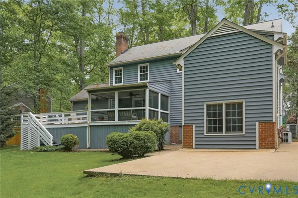 $525,000 | 11628 Wood Bluff Loop, North Chesterfield, VA 23236