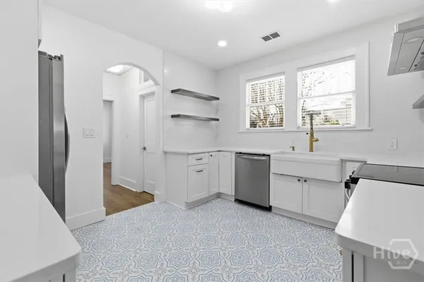 $2,000 | Undisclosed Address, Savannah, GA 31405