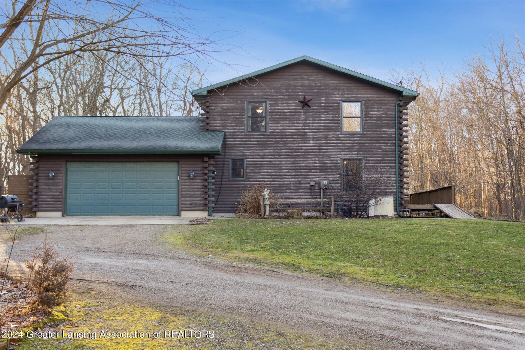 69600 Garver Lake Road Edwardsburg, MI 49112 - Photo 4 of 75 03-69600-Garver-Rd-Edwardsburg-MI-49112-