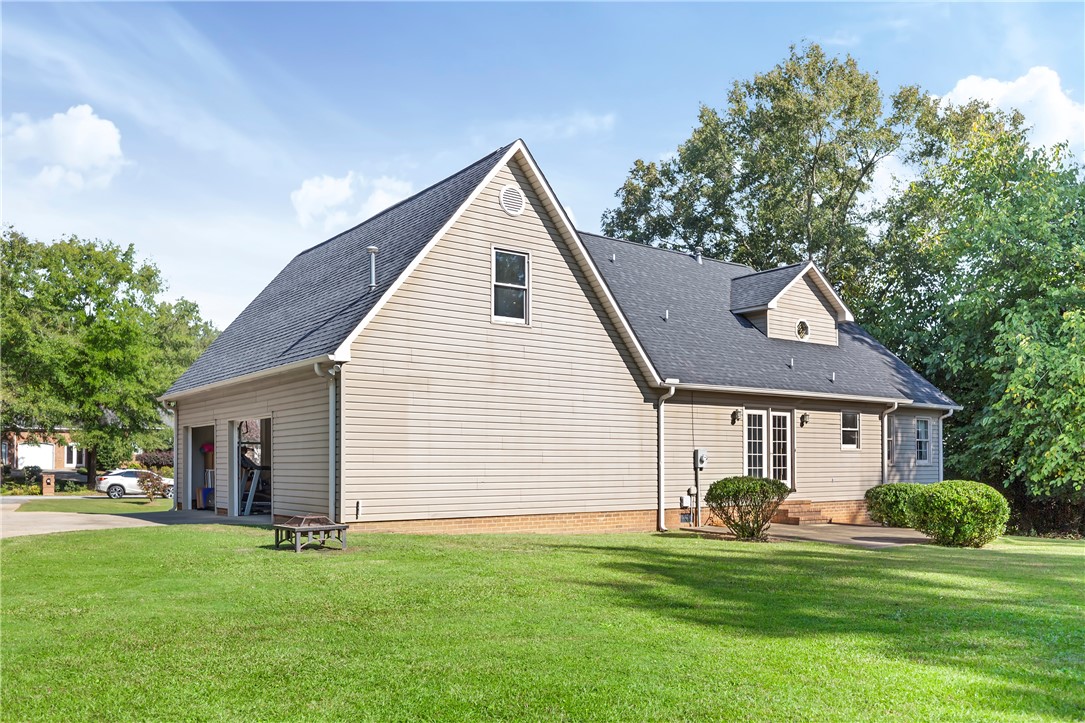 418 Quail Hollow Road Anderson, SC 29621 - Photo 5 of 42 Gallery Image 5