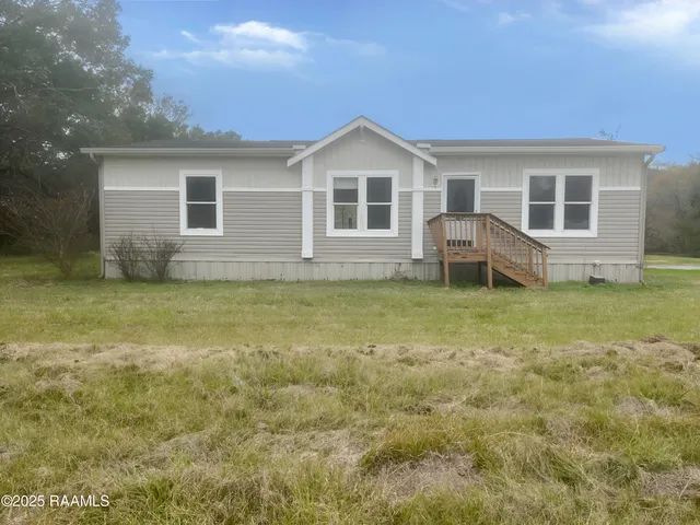 $114,900 | 1062 Anse Broussard Highway, Breaux Bridge, LA 70517