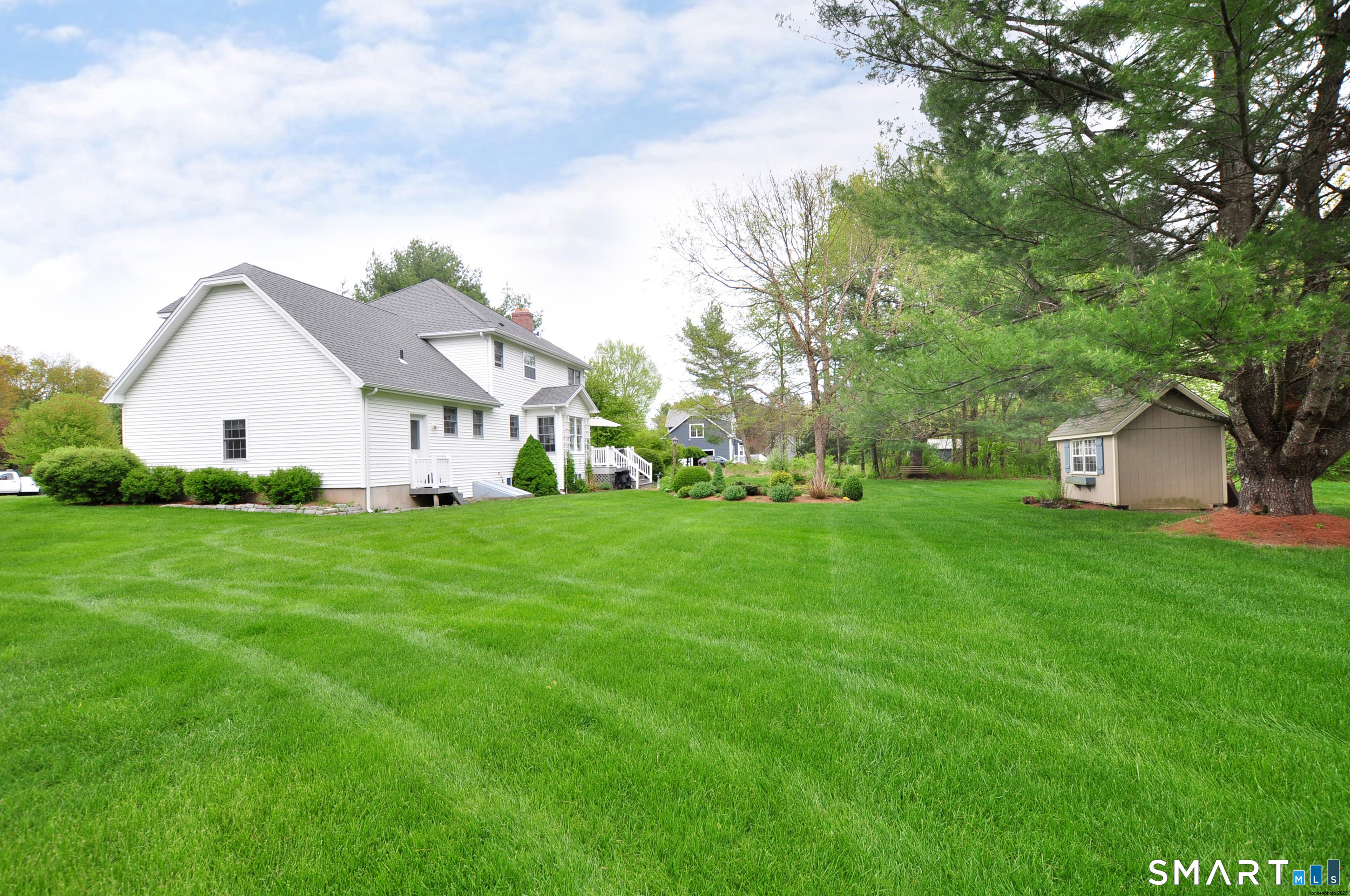 7 Strawberry Fields Road Granby, CT 06035 - Photo 4 of 39
