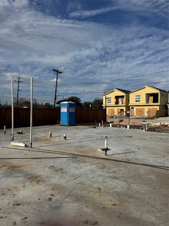 3510 Rebecca Street Houston, TX 77021 - Photo 13 of 28 a swimming pool with outdoor seating