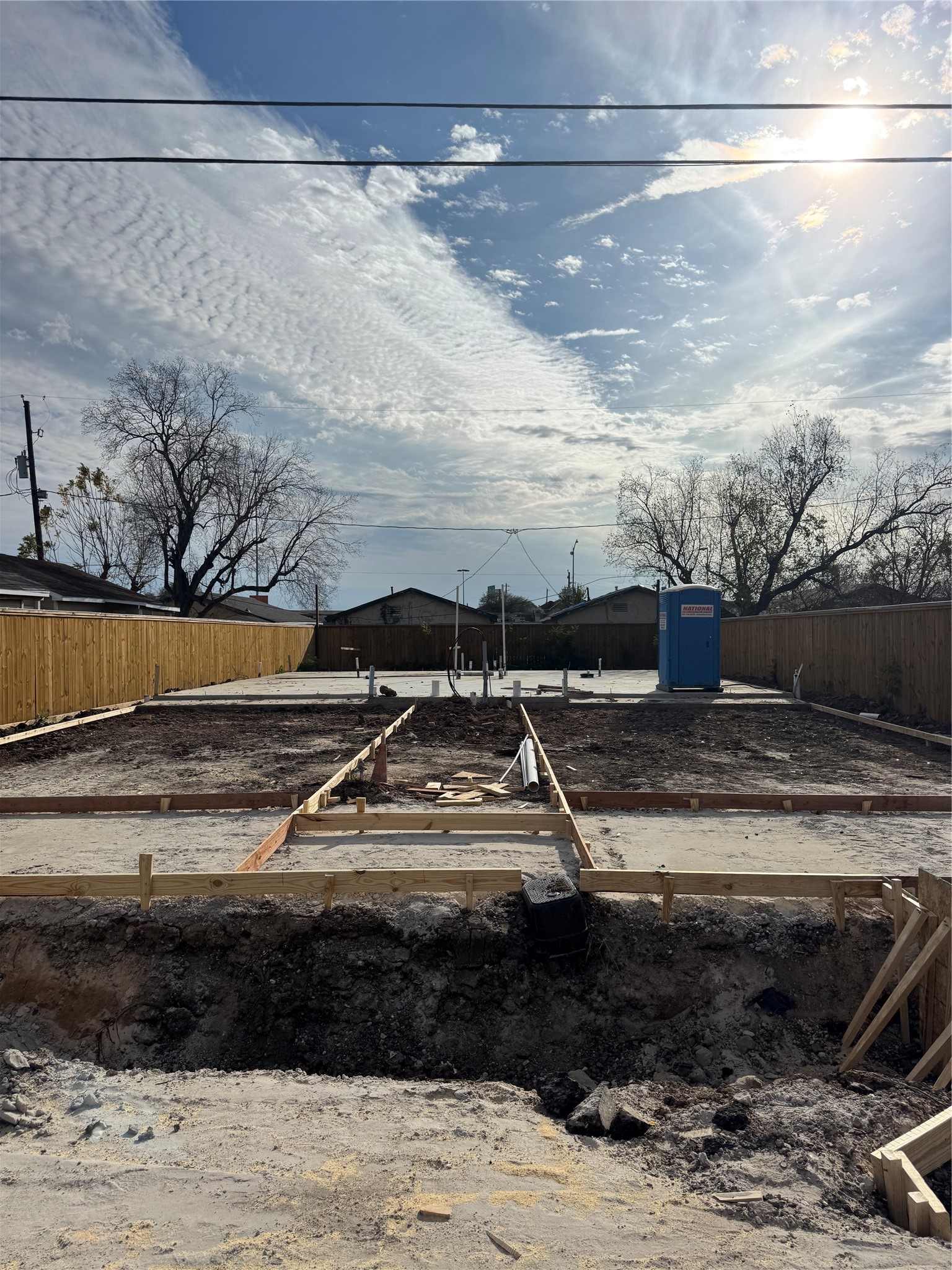 3510 Rebecca Street Houston, TX 77021 - Photo 17 of 28 a bathroom with a stove