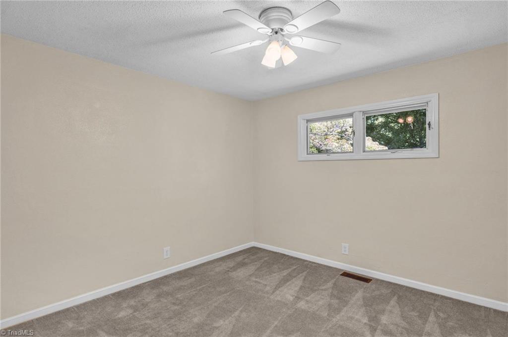 6968 Cedar Square Road Archdale, NC 27263 - Photo 19 of 30