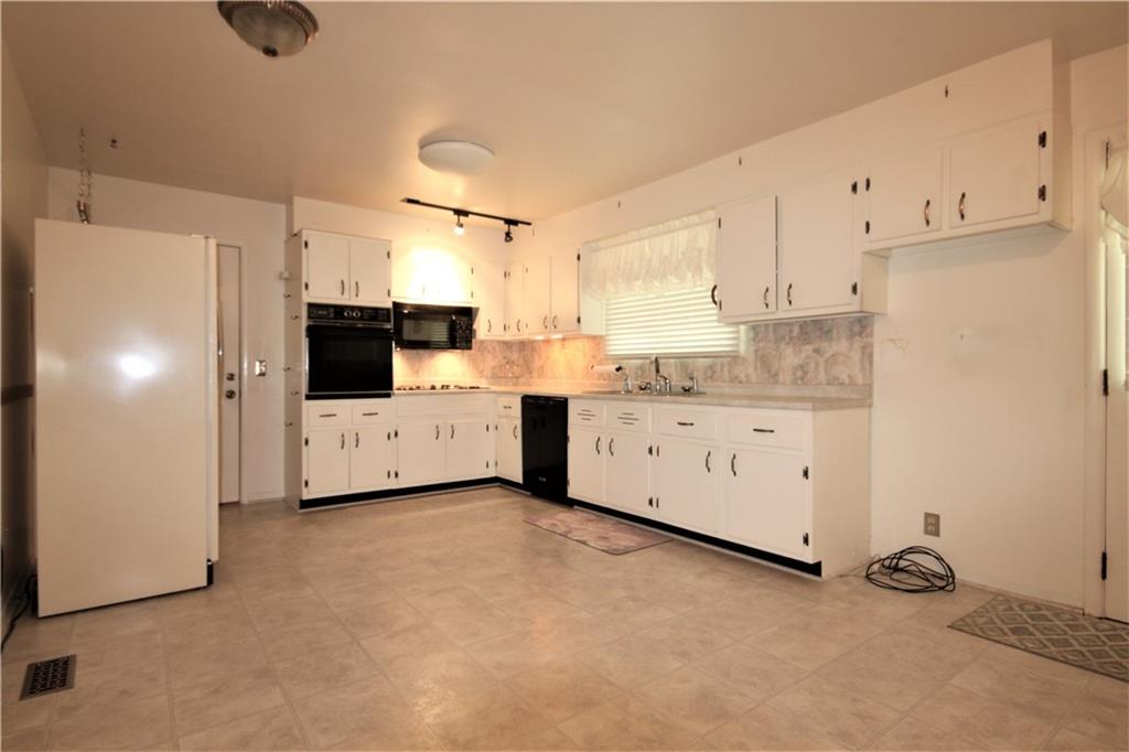 5415 Tincher Road Indianapolis, IN 46221 - Photo 6 of 21 Gallery Image 6