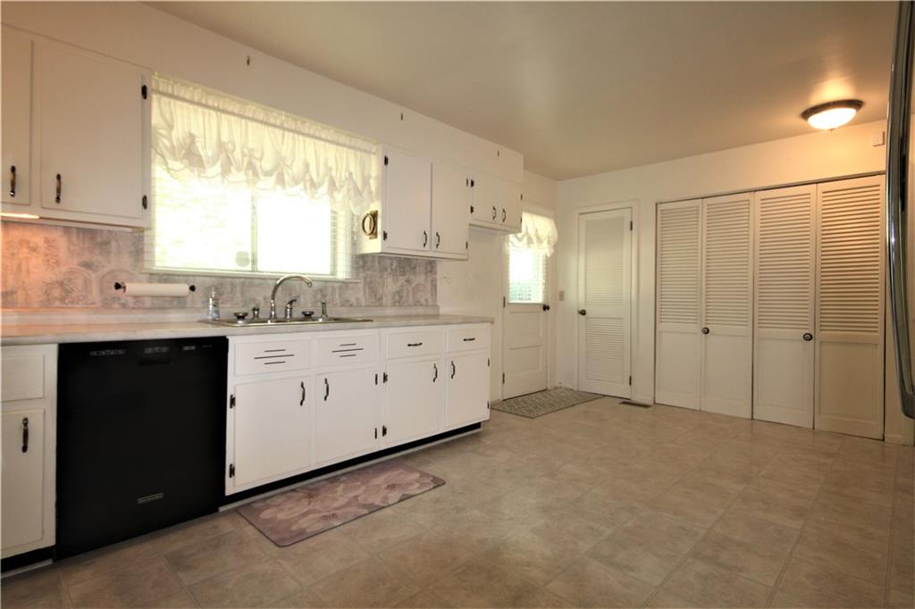5415 Tincher Road Indianapolis, IN 46221 - Photo 8 of 21 Gallery Image 8