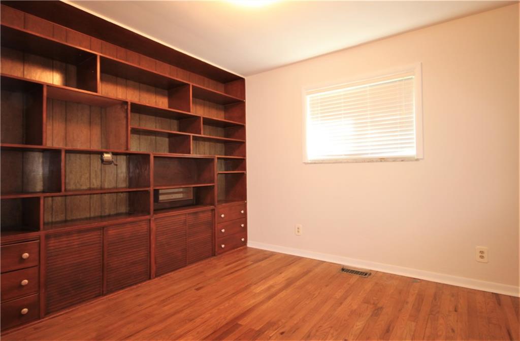 5415 Tincher Road Indianapolis, IN 46221 - Photo 9 of 21 Gallery Image 9