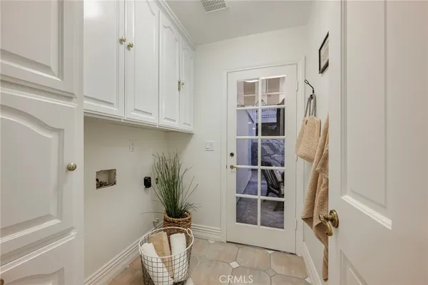 $2,699,000 | 10761 South Crawford Canyon Road, North Tustin, CA 92705