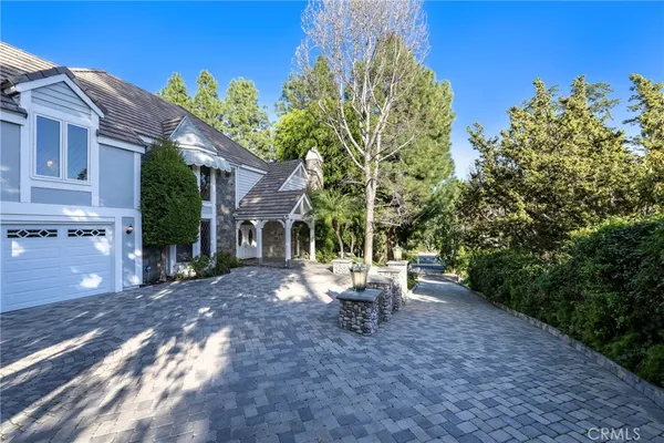 $2,699,000 | 10761 South Crawford Canyon Road, North Tustin, CA 92705