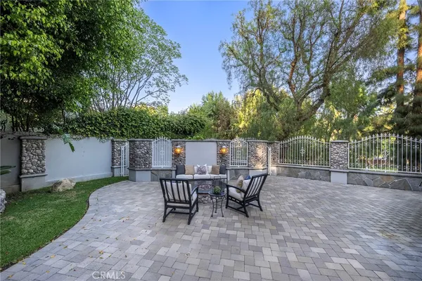 $2,699,000 | 10761 South Crawford Canyon Road, North Tustin, CA 92705