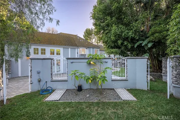 $2,699,000 | 10761 South Crawford Canyon Road, North Tustin, CA 92705