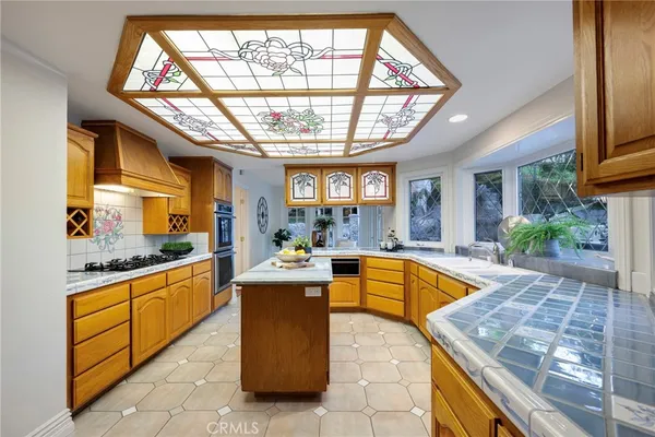 $2,699,000 | 10761 South Crawford Canyon Road, North Tustin, CA 92705