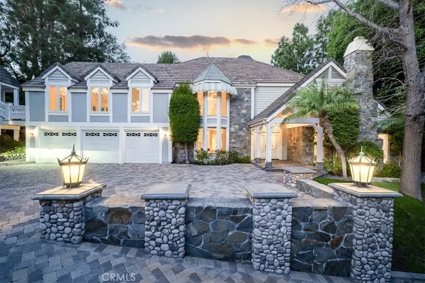 $2,699,000 | 10761 South Crawford Canyon Road, North Tustin, CA 92705