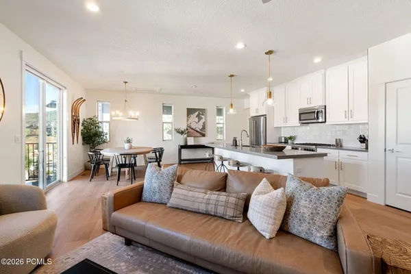 $1,275,000 | 3347 Quarry Springs Drive, Park City, UT 84098