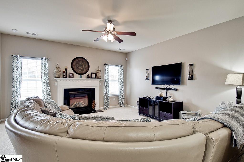 118 Giants Ridge Road Easley, SC 29642 - Photo 4 of 33