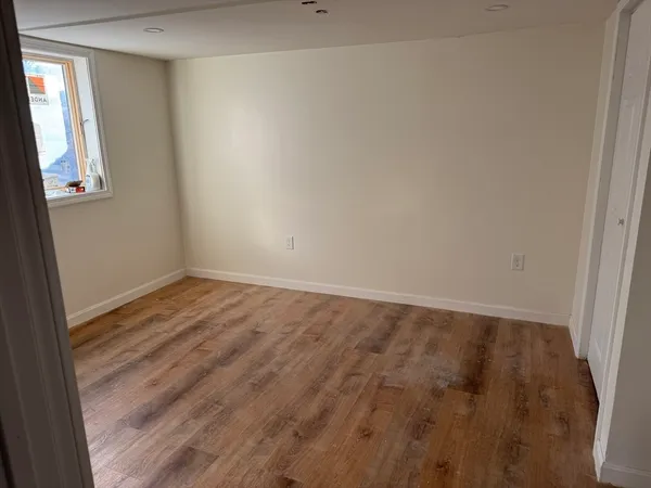 $1,800 | 111 Lexington Street, Unit B, Burlington, MA 01803