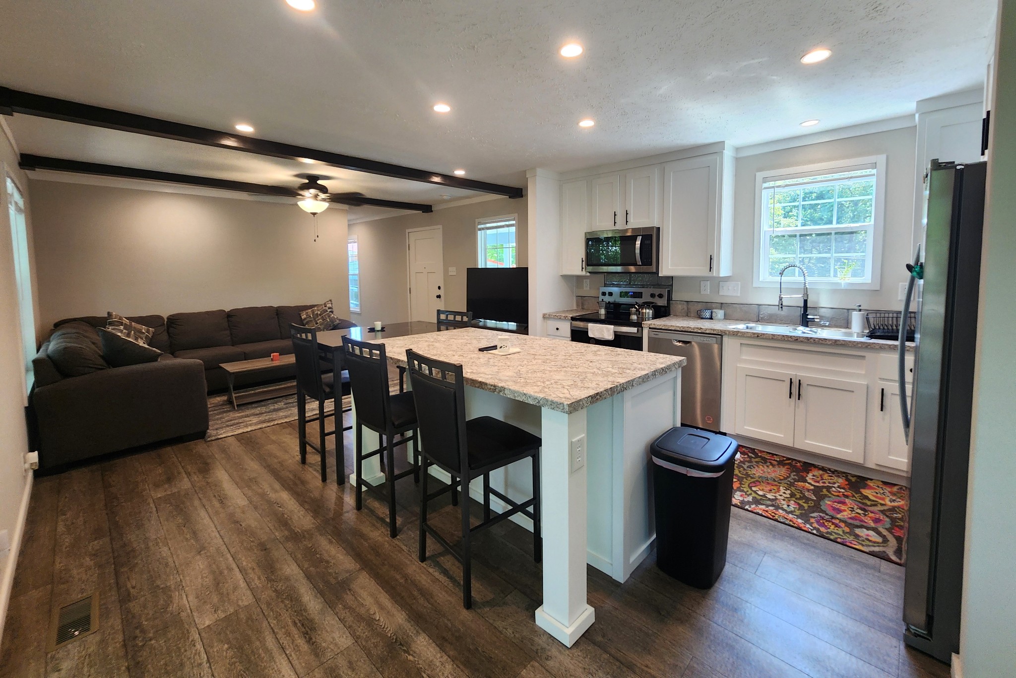 23 Yates Street Paris, TN 38242 - Photo 4 of 17 a kitchen with lots of counter top space