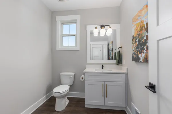 $569,900 | 7033 Ada Depot Drive, Ada, MI 49301