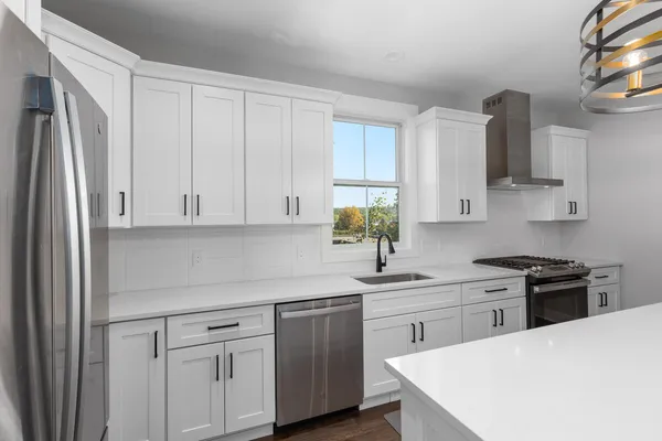$569,900 | 7033 Ada Depot Drive, Ada, MI 49301
