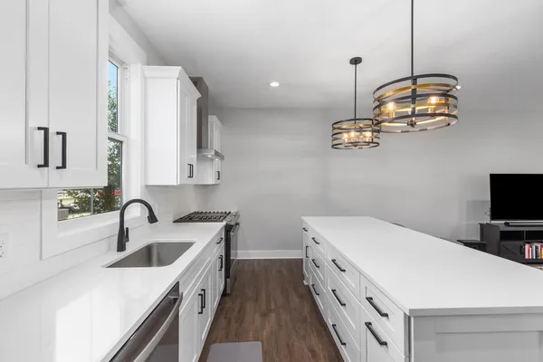 $579,900 | 7033 Ada Depot Drive, Ada, MI 49301