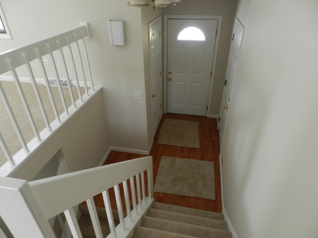 1970 North Fork Circle Elgin, IL 60123 - Photo 2 of 23