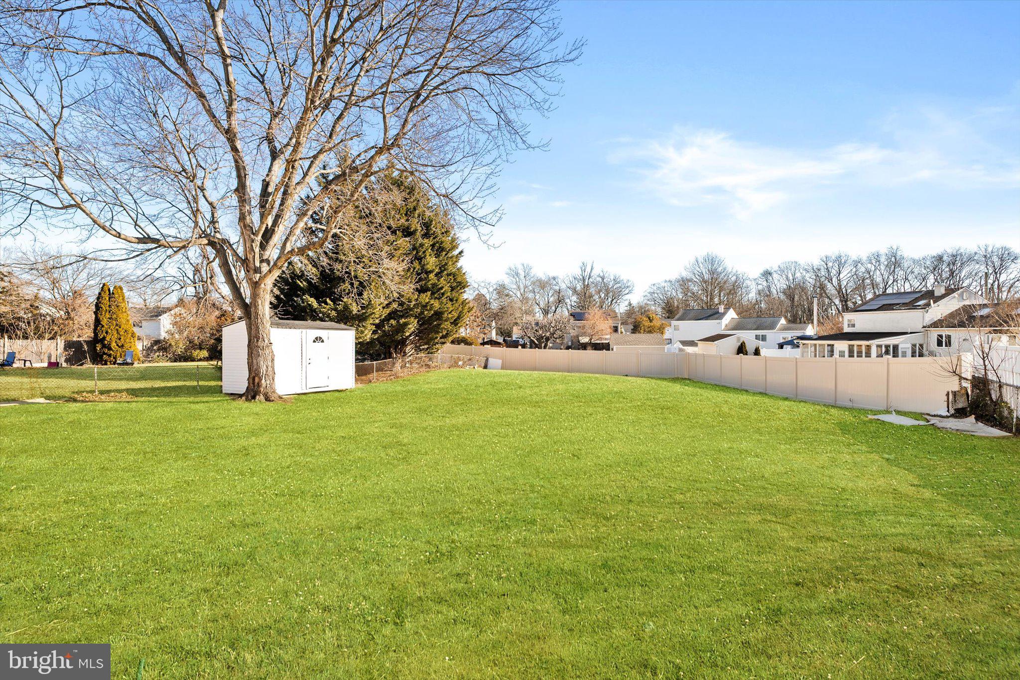 44 Hempstead Road Hamilton, NJ 08610 - Photo 5 of 50