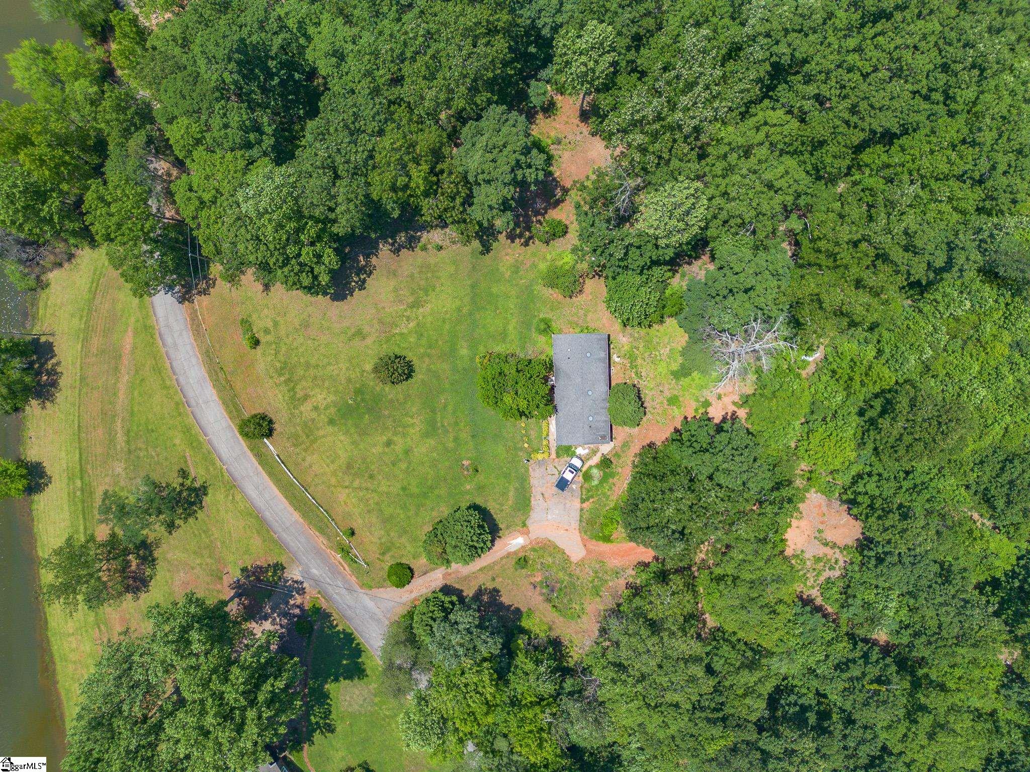 2438 Suddeth Road Greer, SC 29651 - Photo 3 of 21