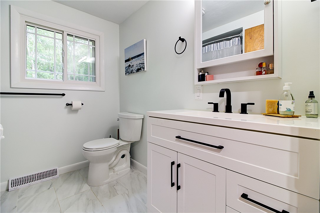 120 Stone Dam Road Glocester, RI 02857 - Photo 5 of 11