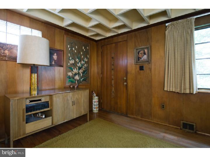 1703 Almshouse Road Jamison, PA 18929 - Photo 5 of 25 Gallery Image 5