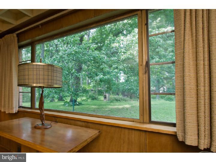 1703 Almshouse Road Jamison, PA 18929 - Photo 7 of 25 Gallery Image 7
