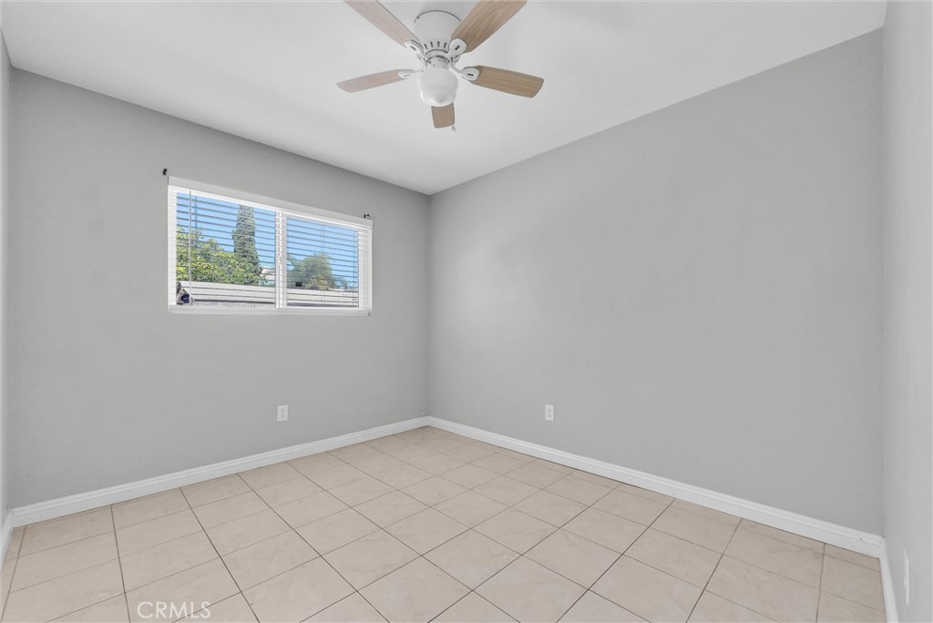 9323 Sage Avenue Riverside, CA 92503 - Photo 12 of 15