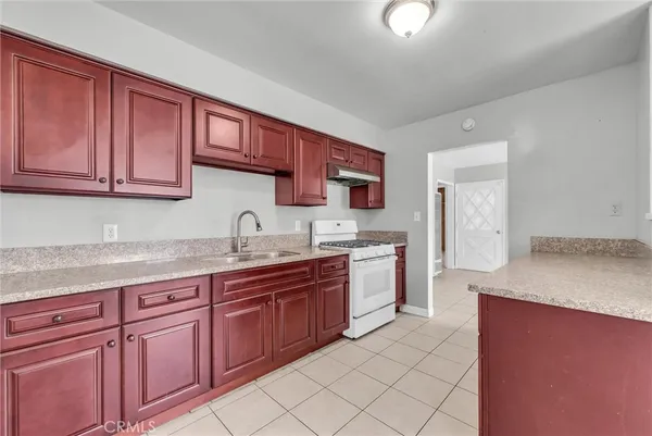 $3,000 | 9323 Sage Avenue, Riverside, CA 92503