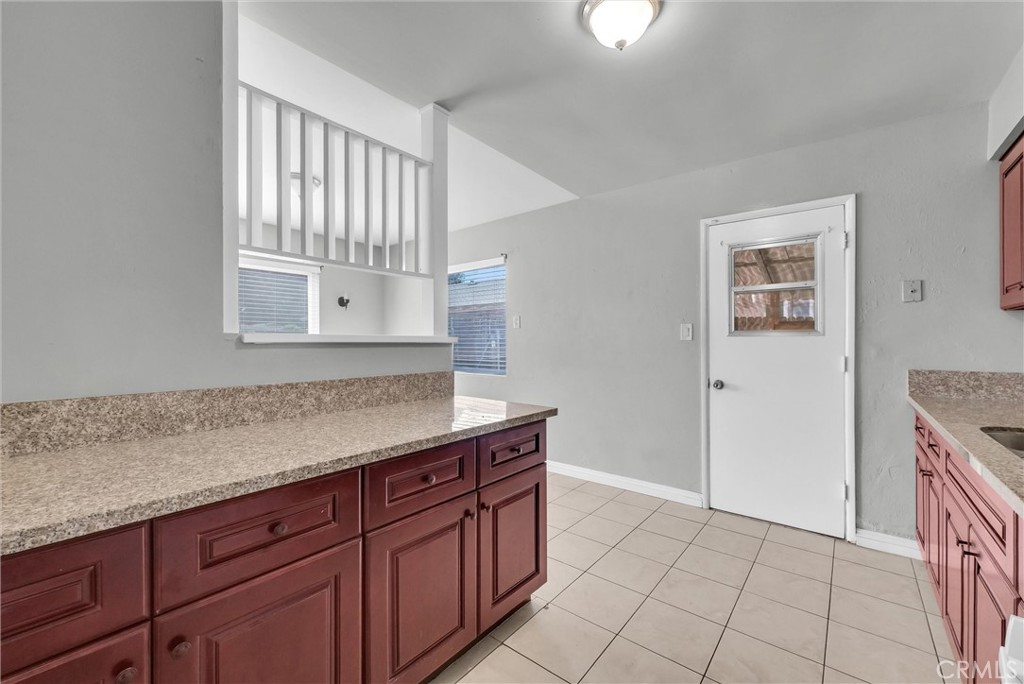 9323 Sage Avenue Riverside, CA 92503 - Photo 7 of 15