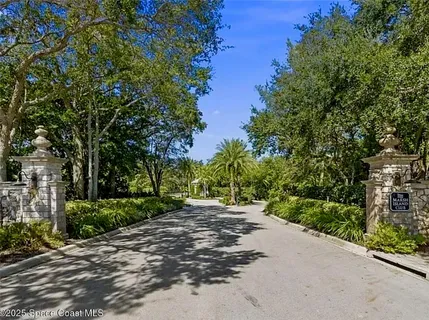 $545,000 | 9200 Marsh Island Drive, Vero Beach, FL 32963