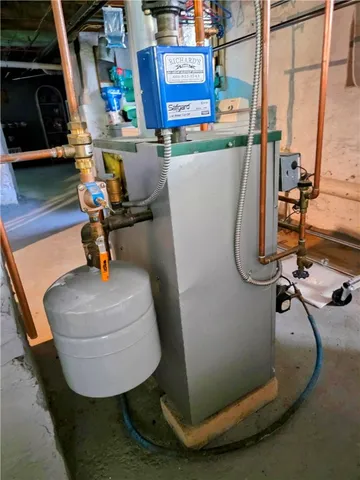 $359,000 | 132 Prospect Hill Avenue, West Warwick, RI 02893