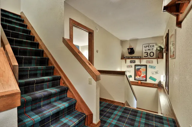 $657,500 | 493 Kestrell Drive, Plymouth, VT 05056