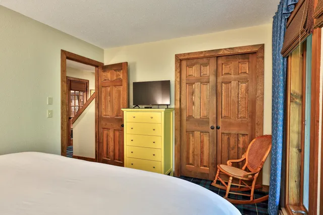 $657,500 | 493 Kestrell Drive, Plymouth, VT 05056