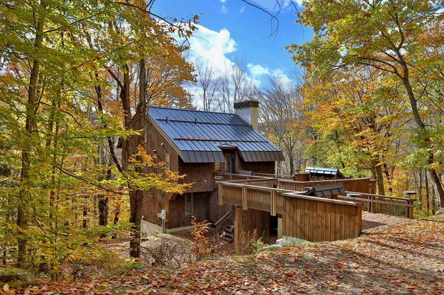 $657,500 | 493 Kestrell Drive, Plymouth, VT 05056