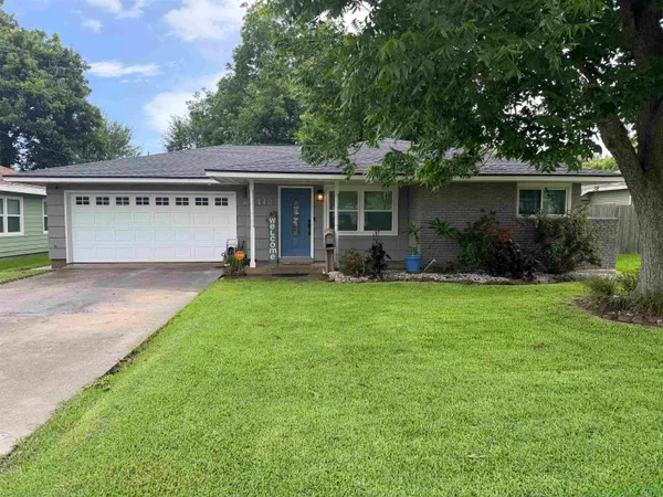 $189,900 | 3410 Charles Avenue, Groves, TX 77619
