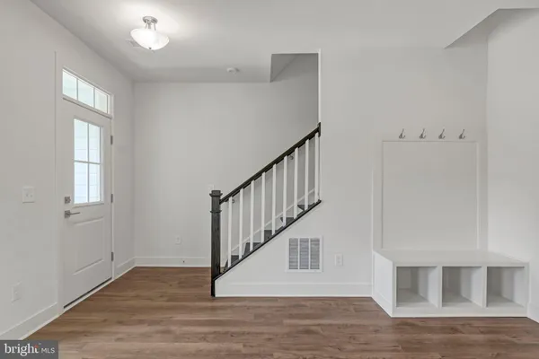 $3,500 | 1648 Sandpiper Bay Loop, Dumfries, VA 22026