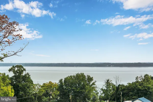 $3,500 | 1648 Sandpiper Bay Loop, Dumfries, VA 22026