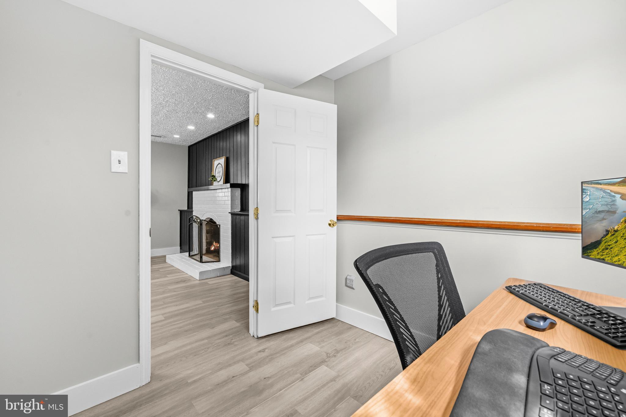 12670 Magna Carta Road Herndon, VA 20171 - Photo 33 of 56