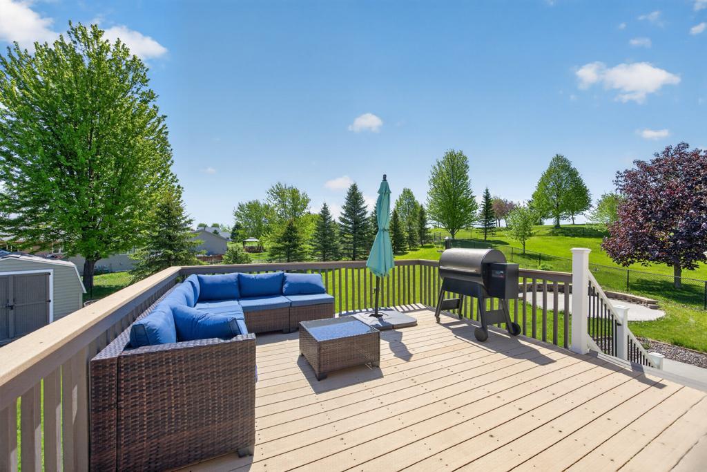 5208 Pinehurst Lane Northwest Rochester, MN 55901 - Photo 35 of 45